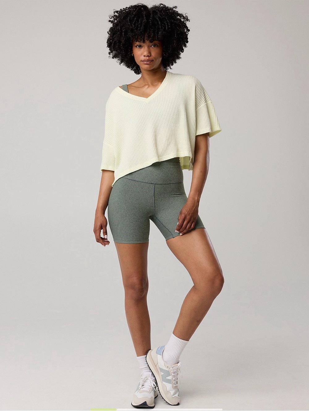 OFFLINE By Aerie Wow!
Waffle V Neck Cropped Short
Sleeve T-Shirt in GREEN BEAN
